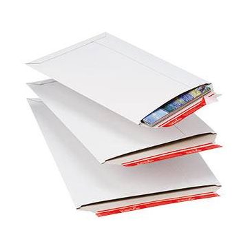 Weiße Versandtaschen aus Vollpappe, in verschiedenen Größen Weiße Versandtaschen aus Vollpappe, in verschiedenen Größen
